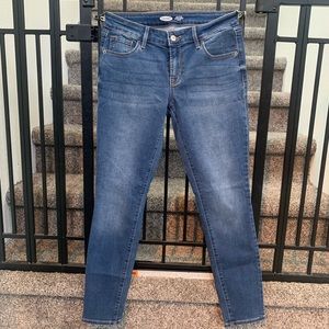 Old Navy Rockstar Super Skinny Low Rise Jeans Size 6